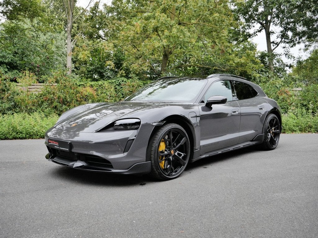 Porsche Taycan Turbo S Cross Turismo (automatique), Autos, Argent ou Gris, Achat, Entreprise, Carnet d'entretien