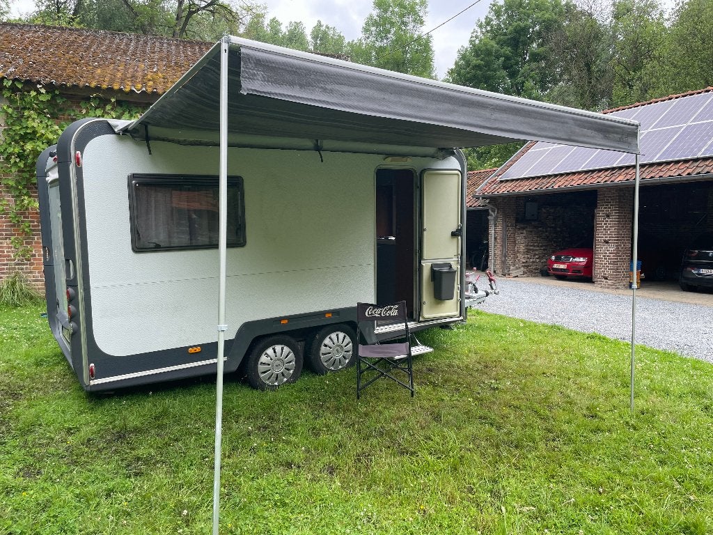 Mooie Knaus Deseo Transport Caravan van 2010, Caravans en Kamperen, Caravans, Particulier, tot en met 2, 1000 - 1250 kg, Treinzit