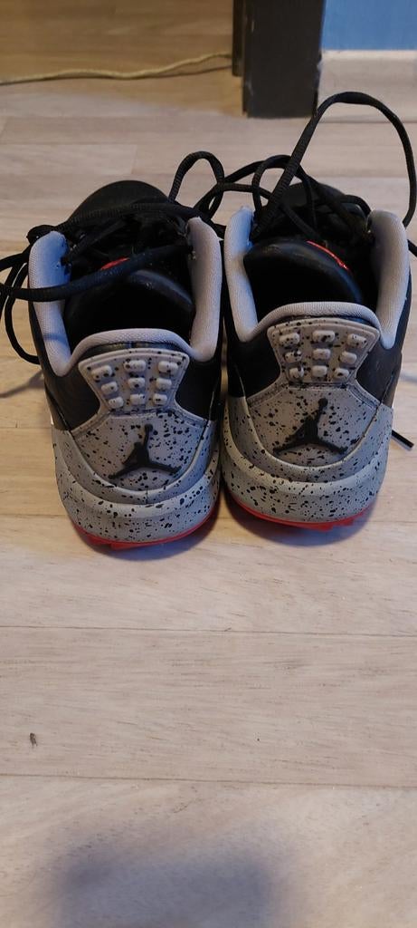 Nike air Jordan, Ophalen