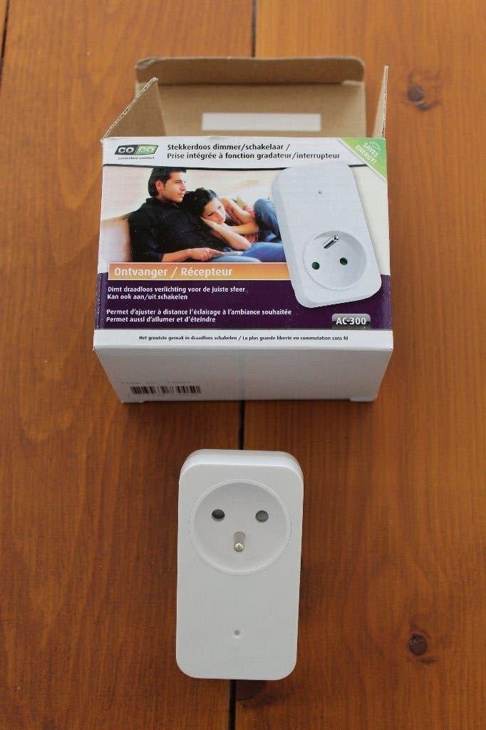 Draadloze ontvanger Coco (dimmer), Doe-het-zelf en Bouw, Elektriciteit en Kabels, Ophalen, Zo goed als nieuw, Overige merken, Stopcontact