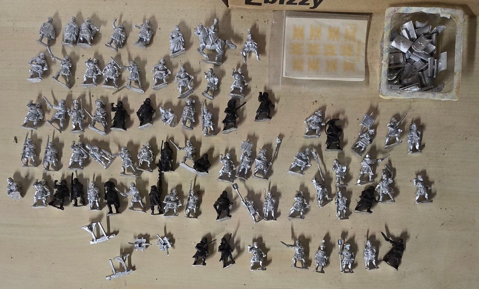 Lot figurines métal 28mm Romains / Antiquité + accessoires, Enlèvement ou Envoi, Figurine(s)