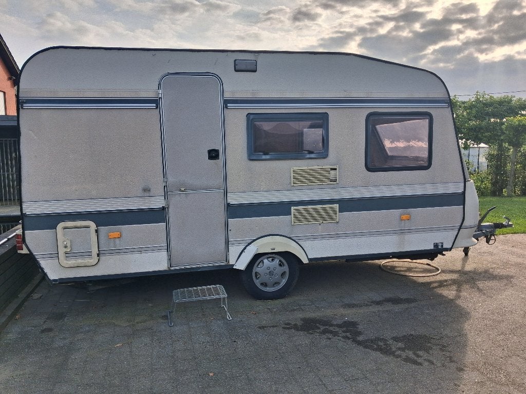 Caravan Hobby classic type 420, Hobby, 750 - 1000 kg, Particulier