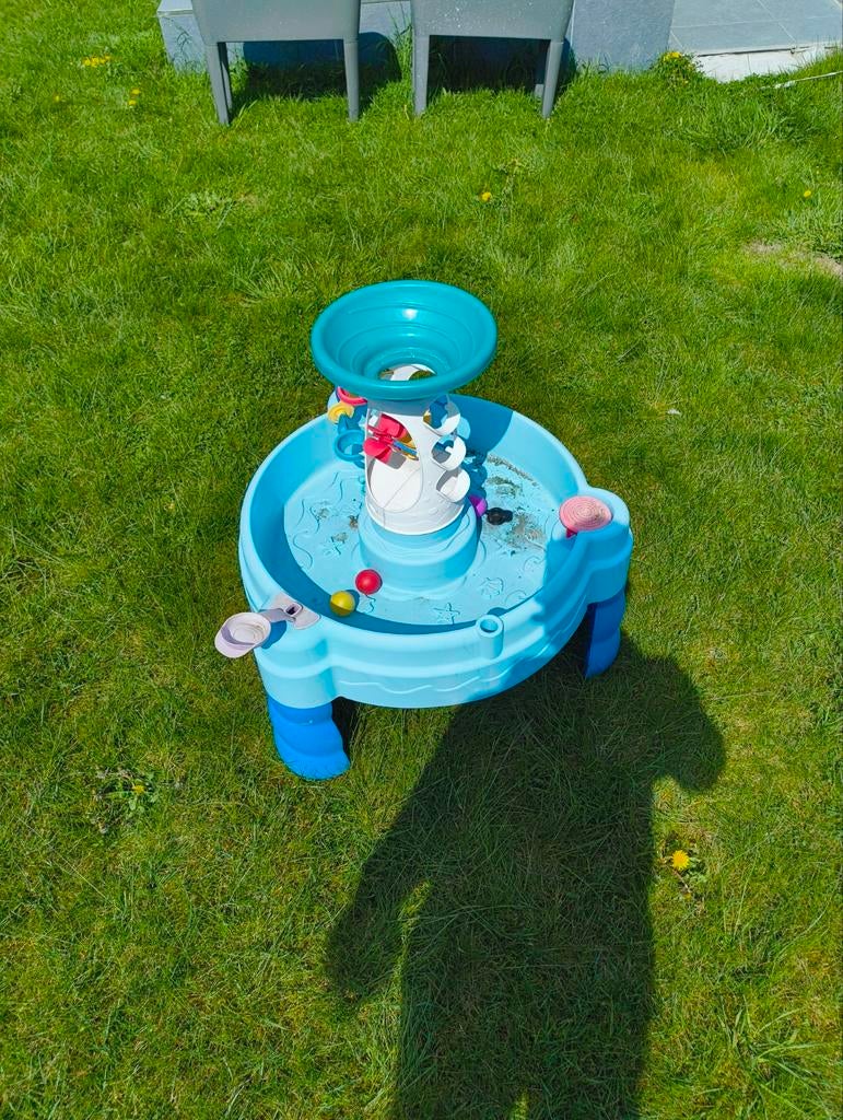 Speeltafel water, Enlèvement