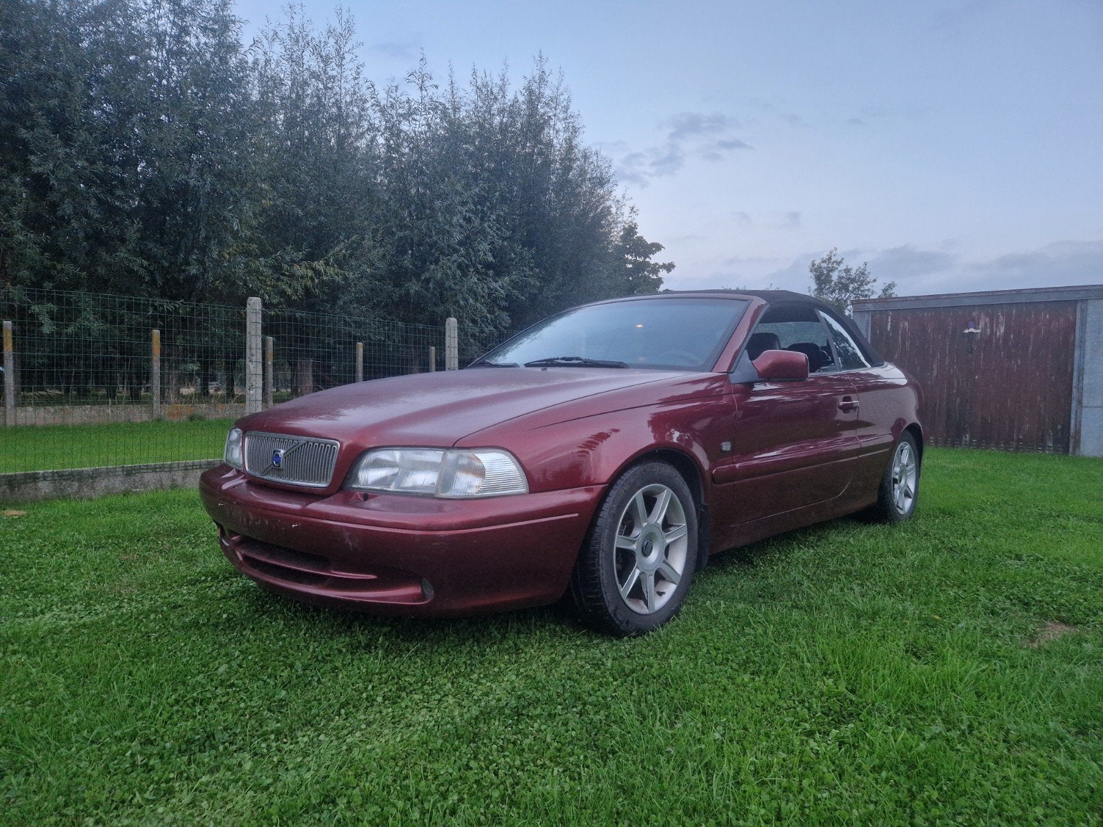 Volvo C70 2.4T Cabrio, Cabriolet, Boîte manuelle, Autres couleurs, Noir