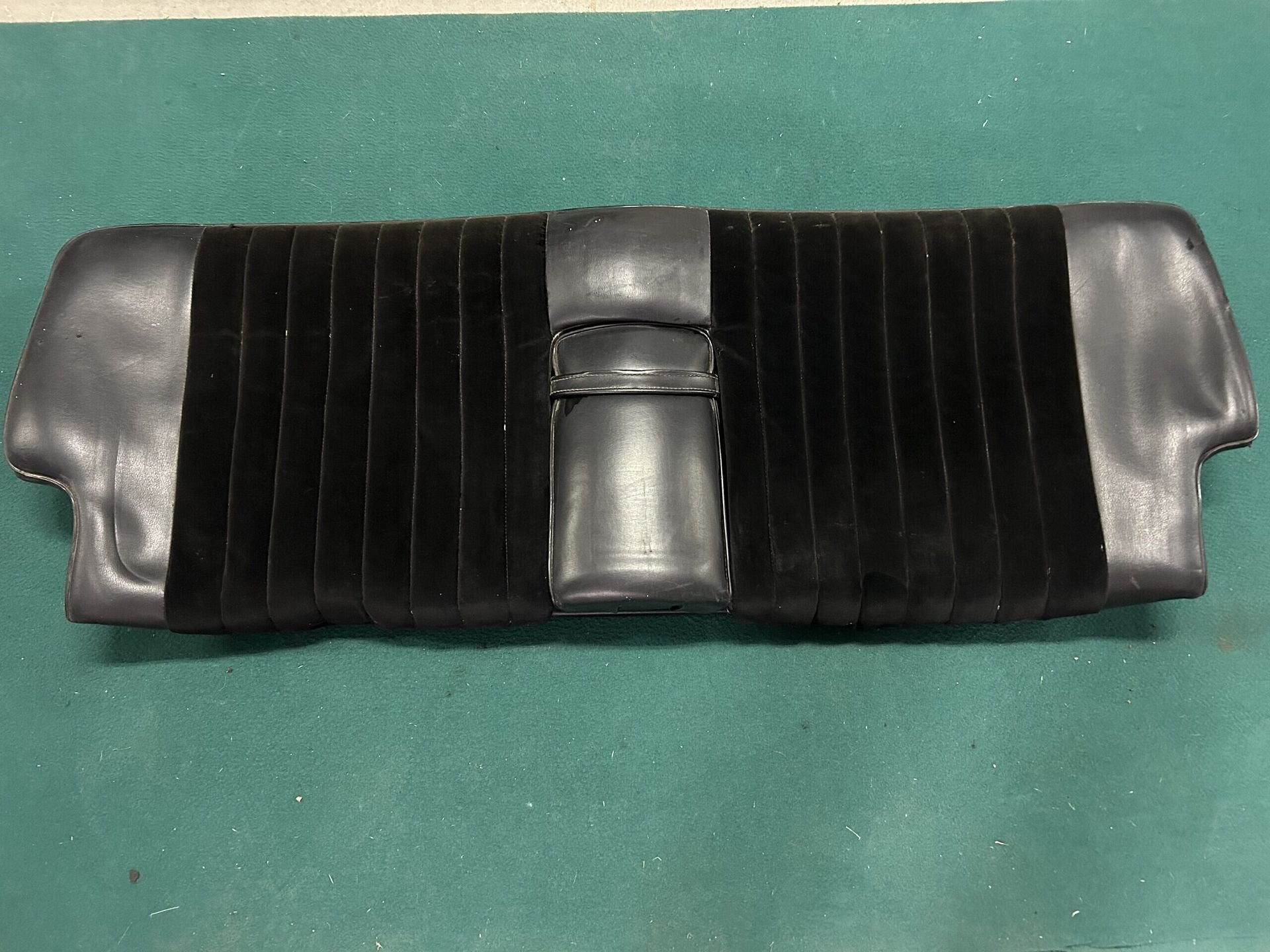 Lancia Flaminia PininFarina Coupe rugleuning achterbank, -, Utilisé, -, Lancia