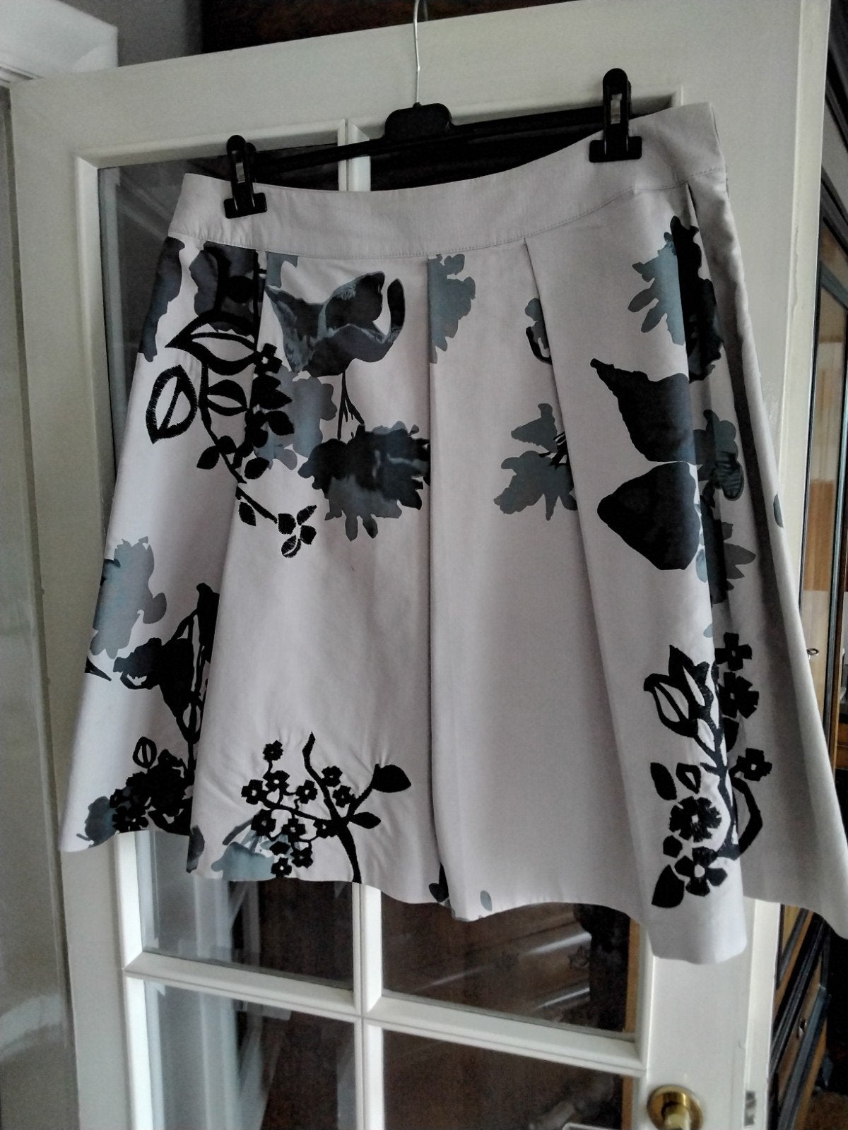 rok figuren erop deels gedrukt geborduurd  cash te betalen, Ophalen, Zo goed als nieuw, Maat 46/48 (XL) of groter, Beige