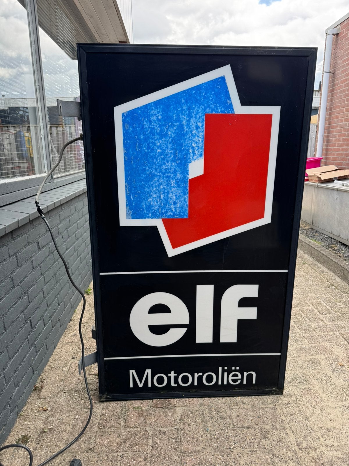 elf motor olie reclame lichtbak XL, Ophalen, Gebruikt, Lichtbak of (neon) lamp