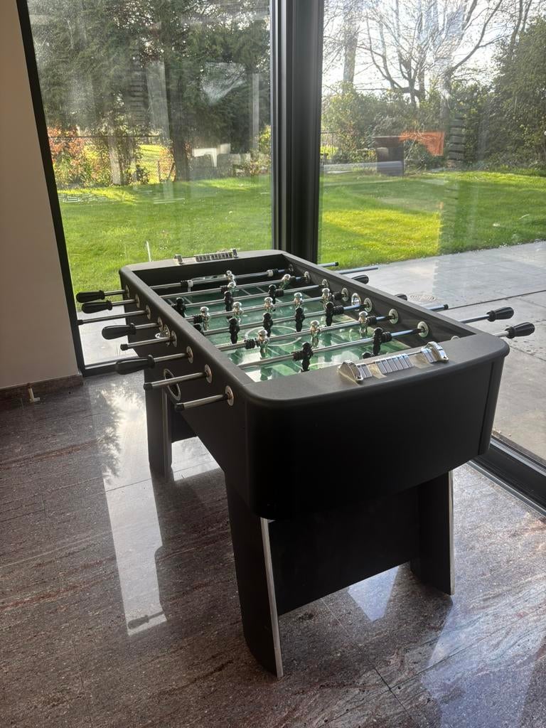 baby foot/ kicker, Ophalen, Zo goed als nieuw