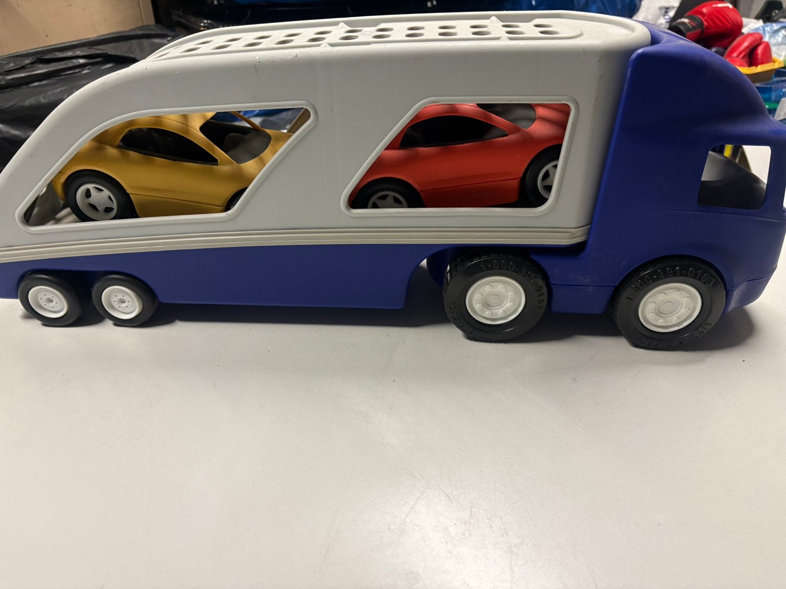 Grote truck ban 50 cm groot met 2 autos, Ophalen of Verzenden, Gebruikt
