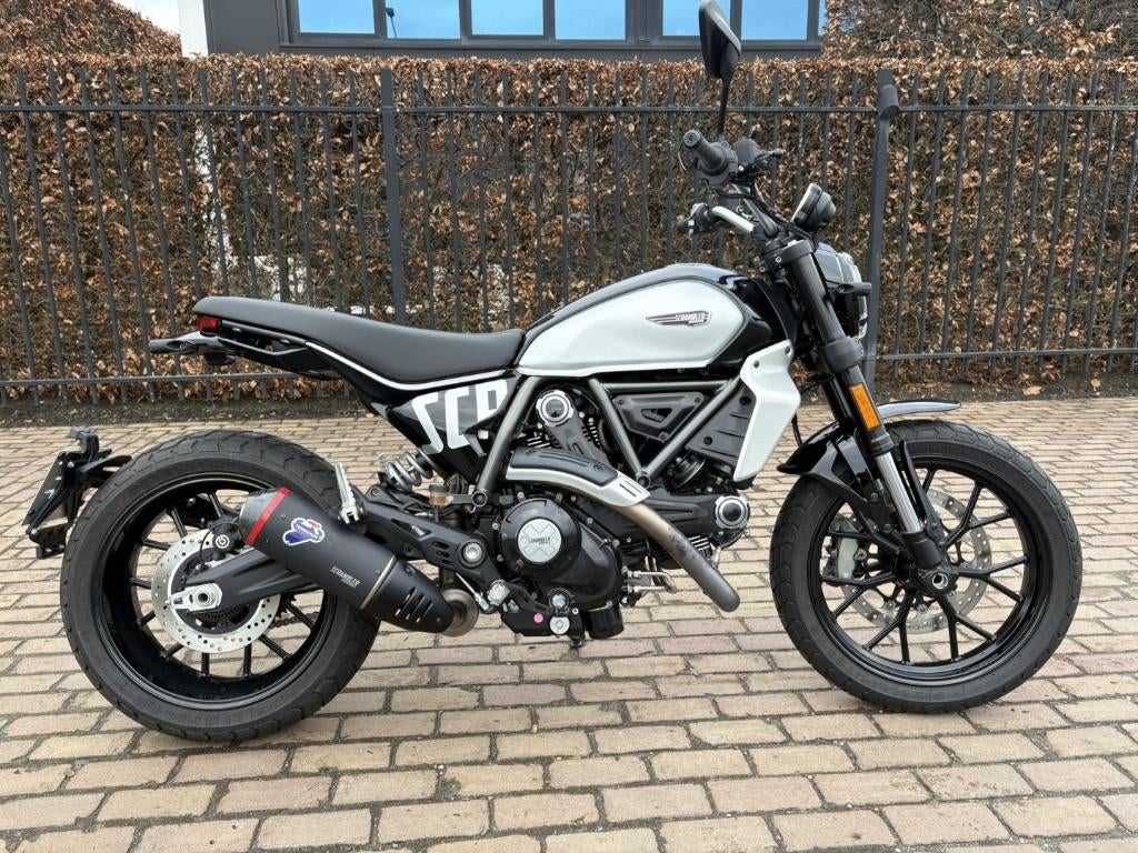Ducati Scrambler 800 Icon, Motoren, 2 cilinders, Motorrijbewijs A, Meer dan 35 kW, 800 cc