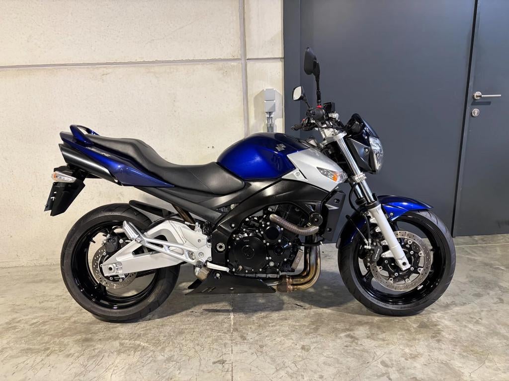 Suzuki GSR600 heel leuke speelse naked bike met pittige vier, Motoren, Bedrijf, Meer dan 35 kW, Overig, 600 cc