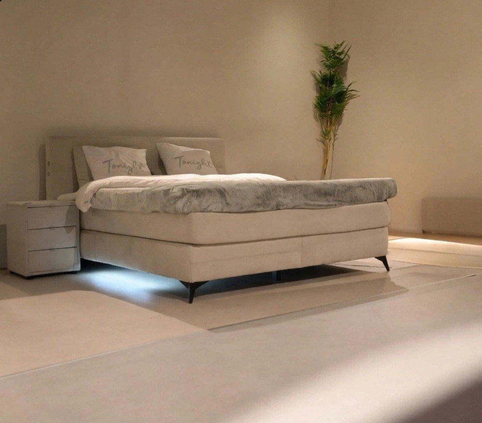 Boxspring te koop 2stuks, Huis en Inrichting, Ophalen, Beige, Tweepersoons, Zo goed als nieuw