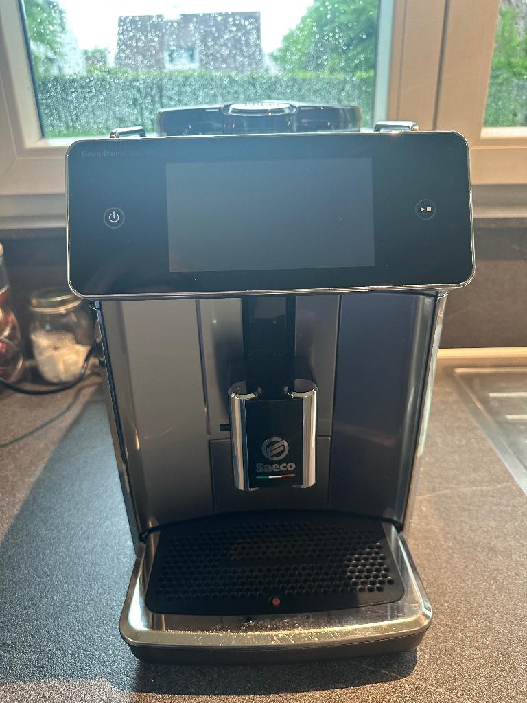 Machine à café Saeco Xelsis Deluxe, Electroménager, Cafetières, Autres modèles, Réservoir d'eau amovible, Café en grains, 2 à 4 tasses