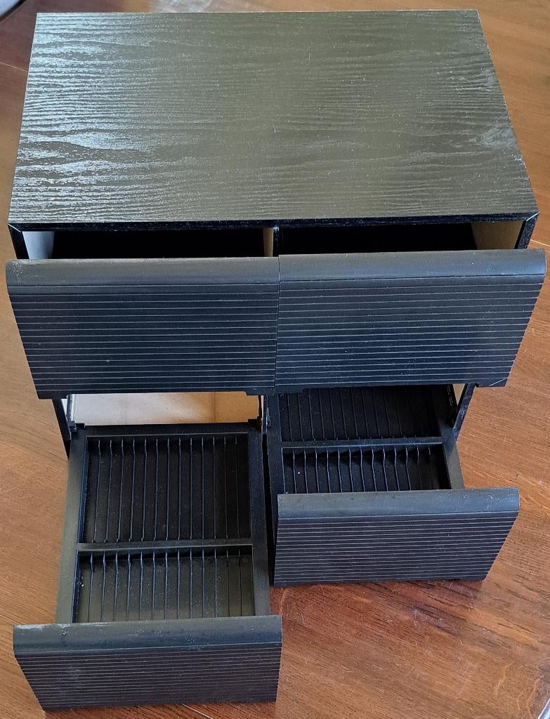 2x CD-box voor 56 CDs, 42 x 31 x 16 cm (BxDxH), Ophalen, Zo goed als nieuw
