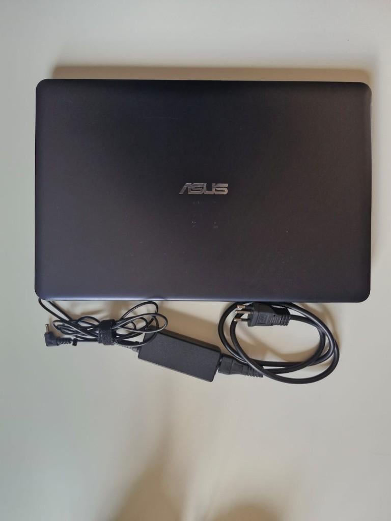 Laptop Asus VivoBook 15, Computers en Software, Ophalen, Gebruikt, Intel® Core™ i5 7, 2 tot 3 Ghz