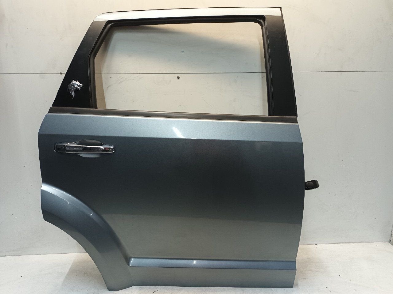 Portier rechts achter Dodge Journey, Onderdelen@venauto.nl, Van der Ven Autorecycling B.V., Gebruikt, Ettenseweg 76, 4706 PB Roosendaal, The Netherlands
