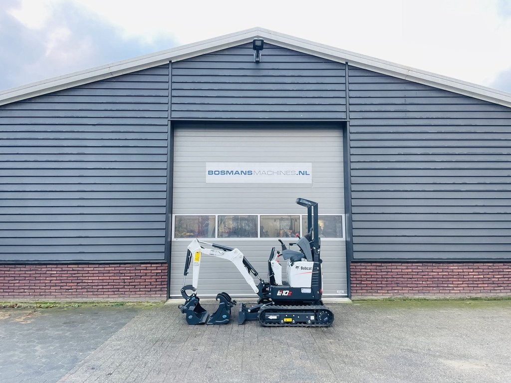 Bobcat E10z minigraver NIEUW incl CW05 wissel + 3 bakken, Articles professionnels, Doosan Bob, Communications.emea@doosan.com
