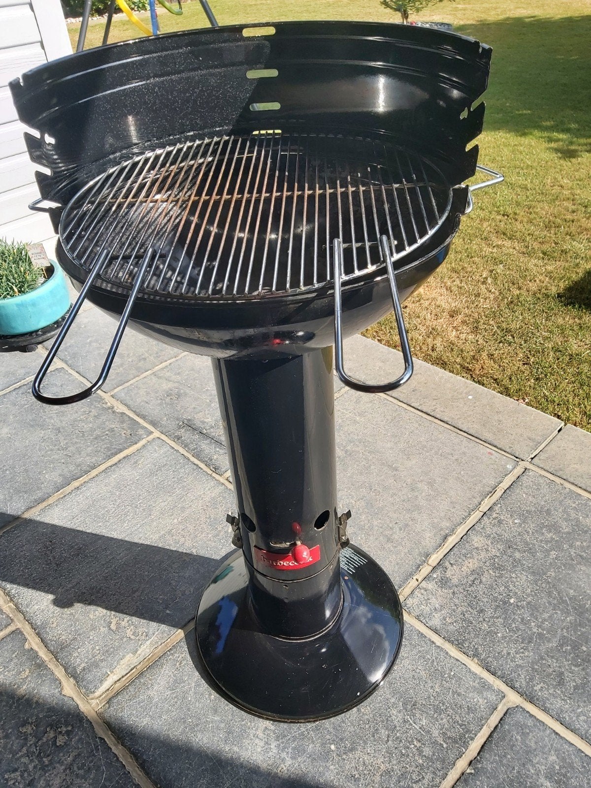 BBQ, Enlèvement