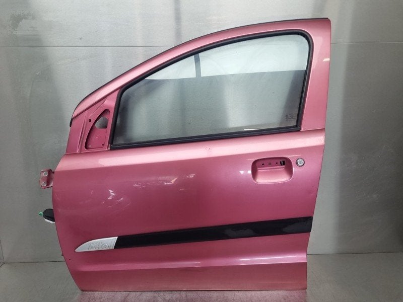 PORTE AVANT GAUCHE Suzuki Alto (01-2009/-) (|68002M68K10|), Suzuki-Allee 7
64625  Bensheim, DE, Suzuki Deutschland GmbH, Kontakt@suzuki.de