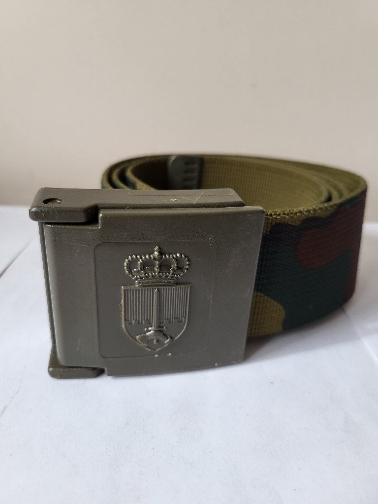 Ceinturon Militaire Armée Belge –Taille 135 cm – Avec Blason, Enlèvement ou Envoi