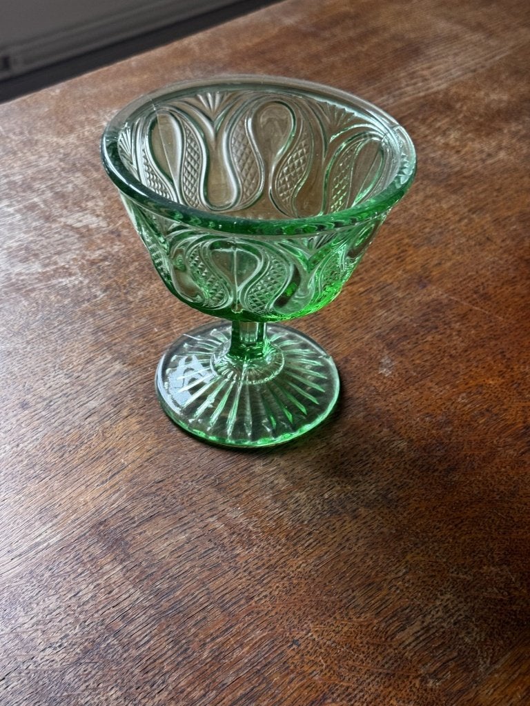 Val Saint Lambert groene coupe op voet, art deco persglas, Antiquités & Art, Enlèvement