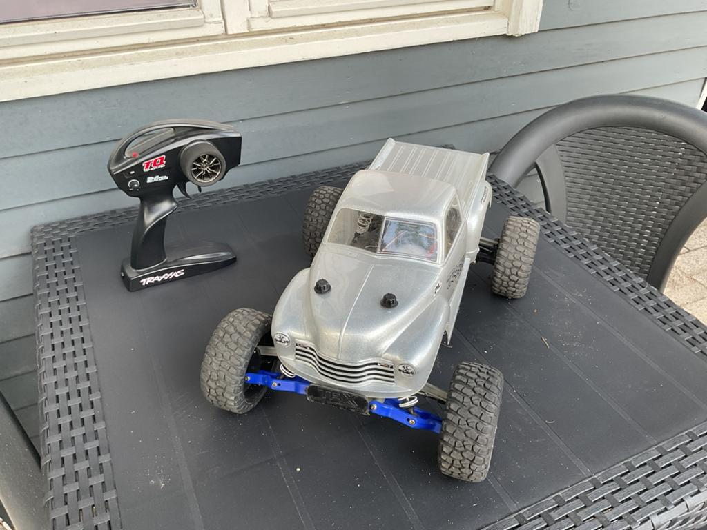Traxxas rustler, Échelle 1:10, Enlèvement ou Envoi, Voiture off road, Comme neuf