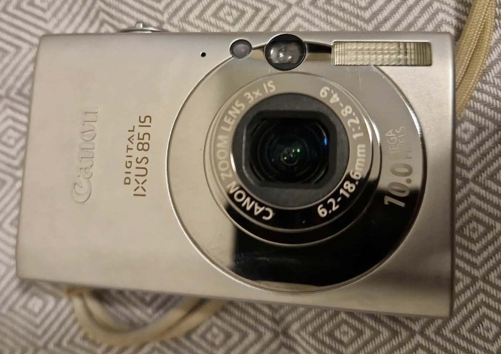 Canon Digital IXUS 85 IS  camera met accessoires, TV, Hi-fi & Vidéo, Canon, Moins de 4 fois, Câble USB, Utilisé
