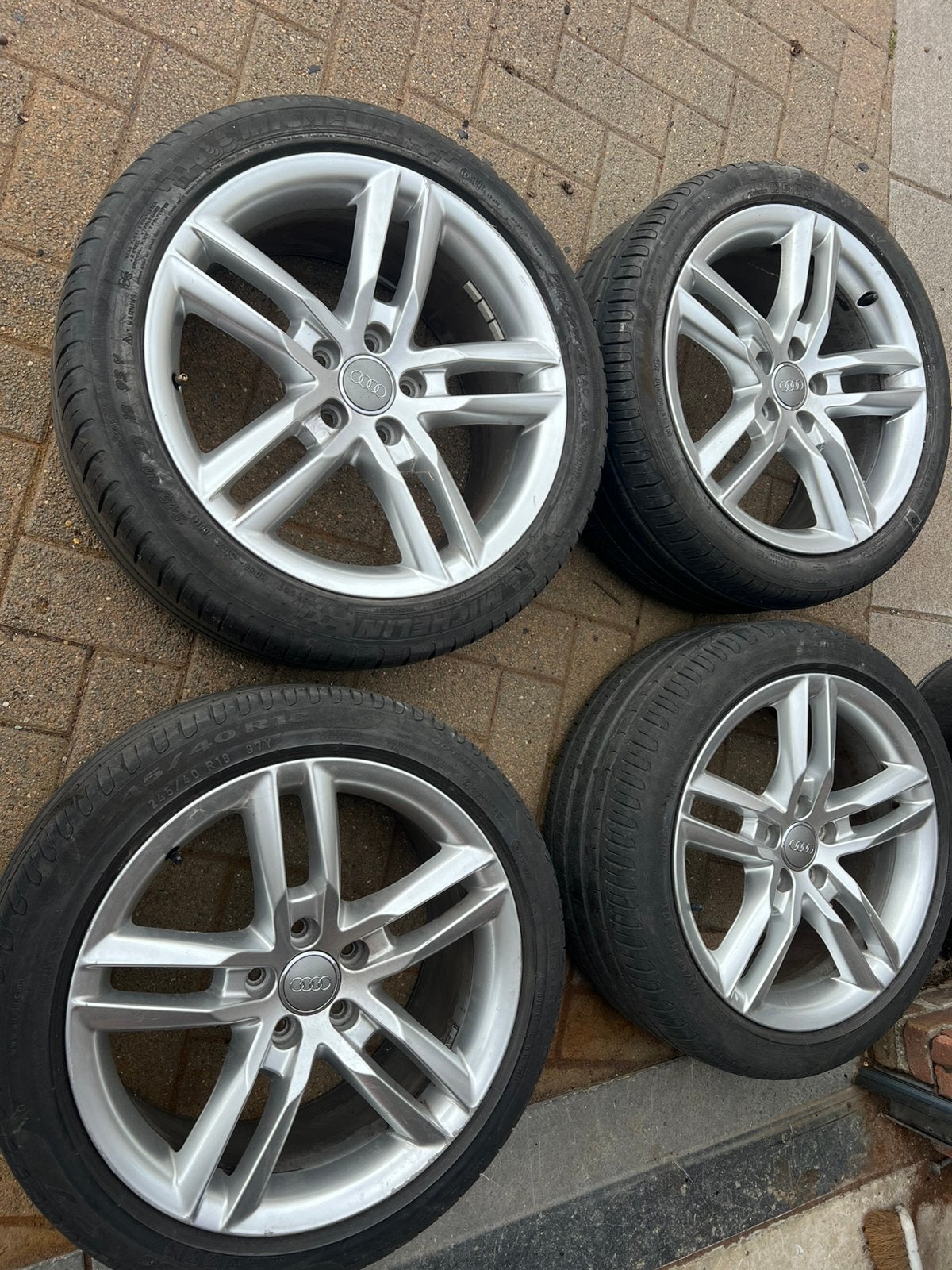 Audi A6 alu velgrn, Auto-onderdelen, Banden en Velgen, Ophalen, Velg(en)