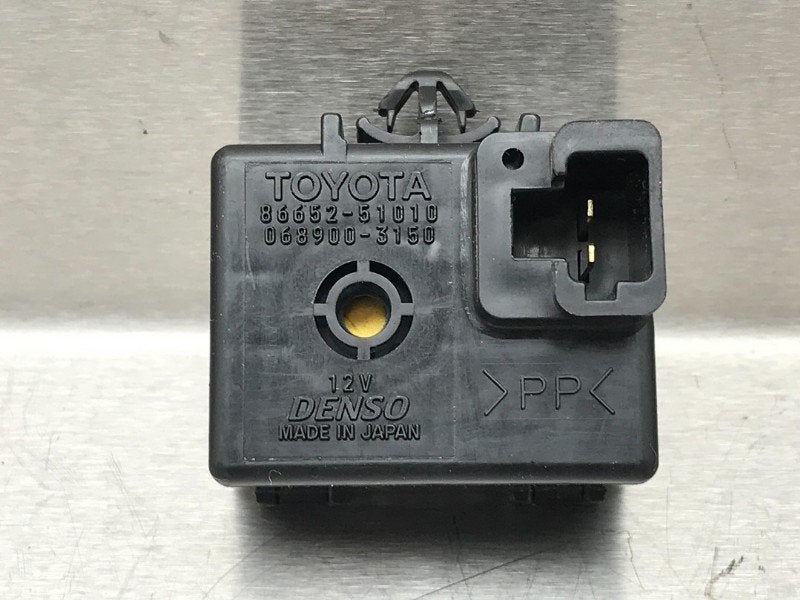RELAIS Toyota Previa (R3) (|8665251010|0689003150|), Gebruikt, Toyota