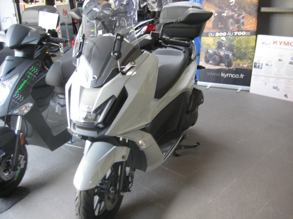 Kymco Skytown 125cc 2.999€, Neuf, 125 cm³, Enlèvement, Essence