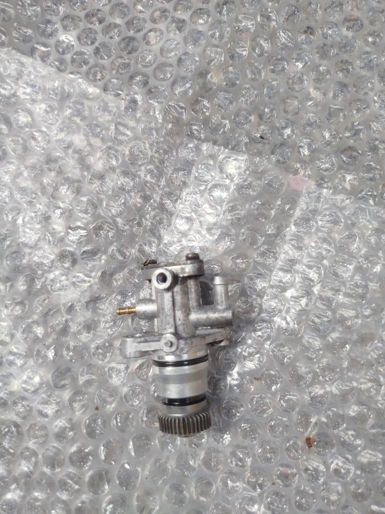 oliepomp mbk booster,next,stunt.., Fietsen en Brommers, Ophalen of Verzenden