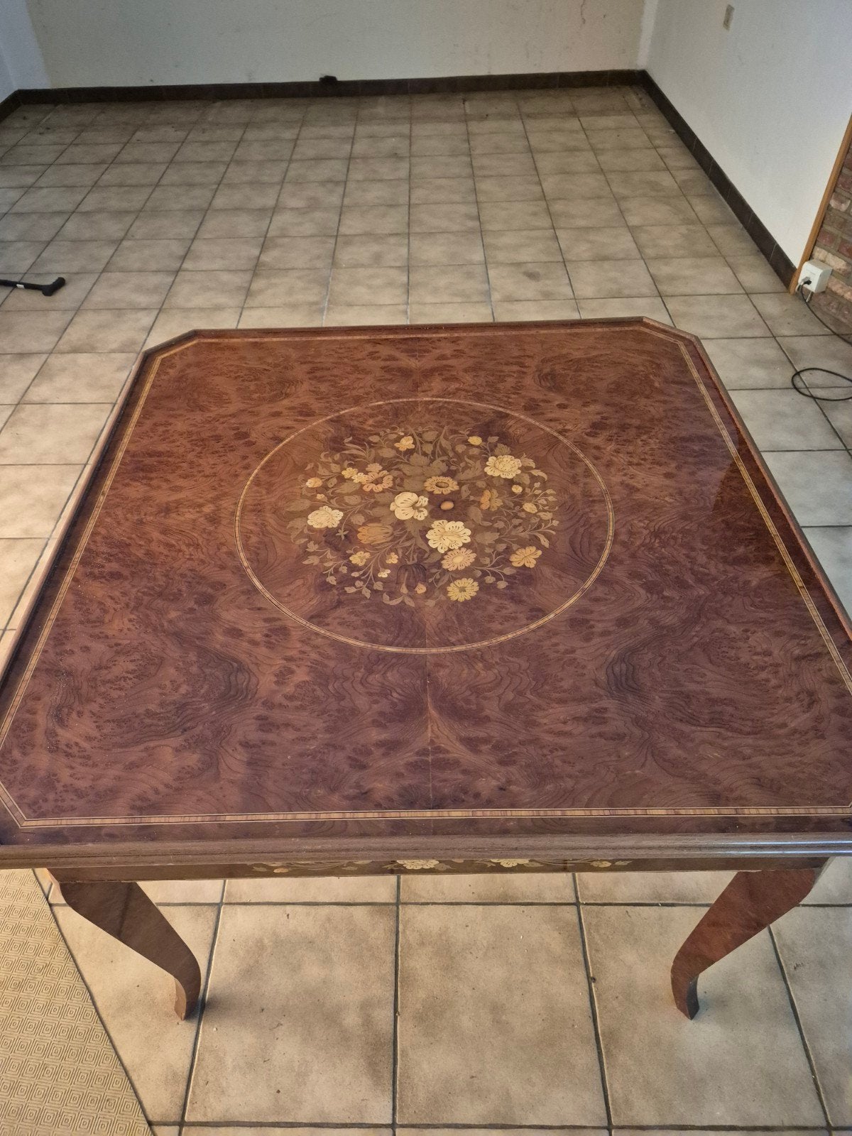 Poker tafel, Ophalen