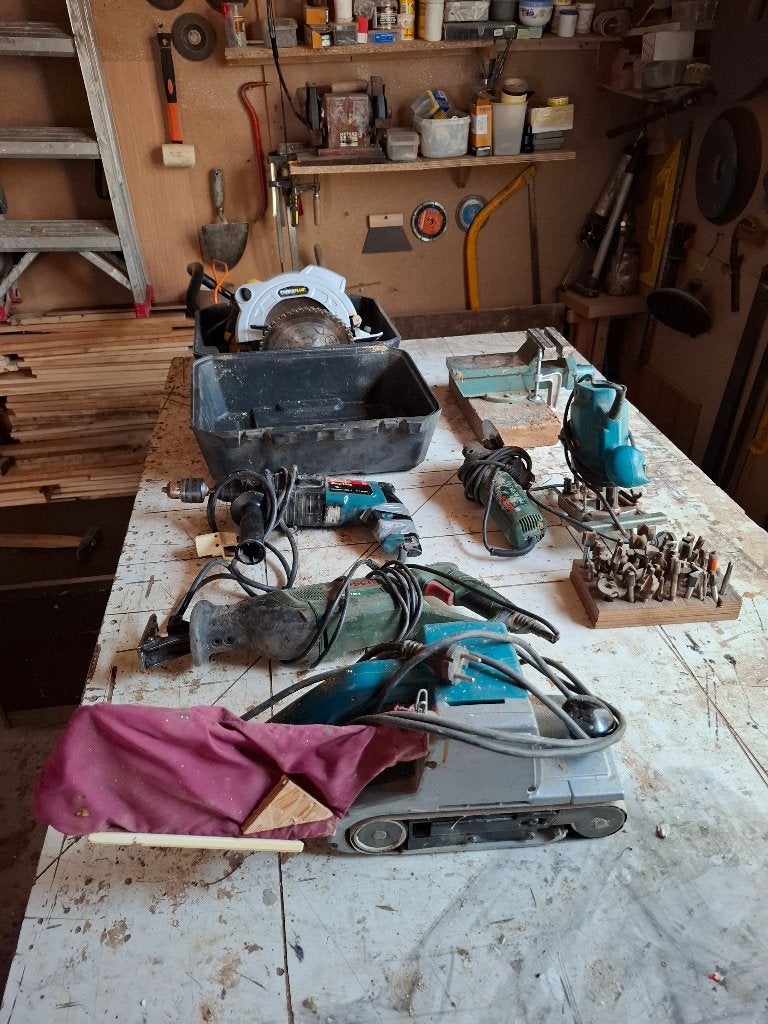 Doe het zelf gereedschap, Ophalen, Gebruikt