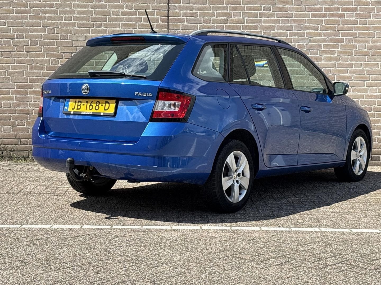 Skoda Fabia Combi 1.4 TDI Ambition Businessline | Airco | Cr, Parkeersensor, Zwart, Blauw, Bedrijf