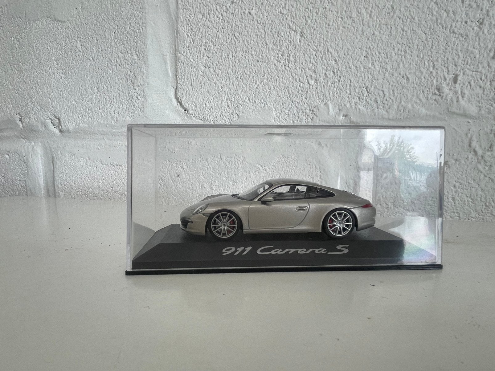 Minichamps Porsche 911 (991) Carrera S - Dealer Edition, Ophalen of Verzenden, Zo goed als nieuw
