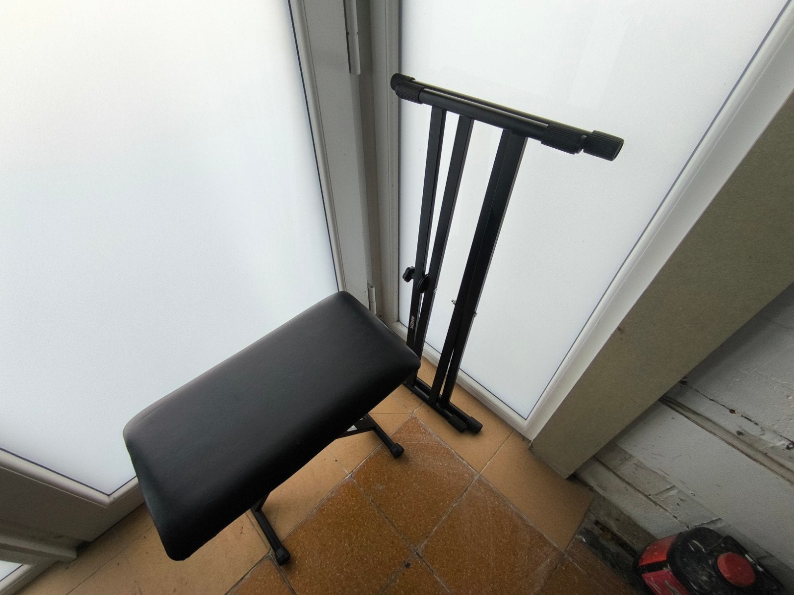 Stevige Stagg piano stoel en Inox keyboard stand., Ophalen, Piano