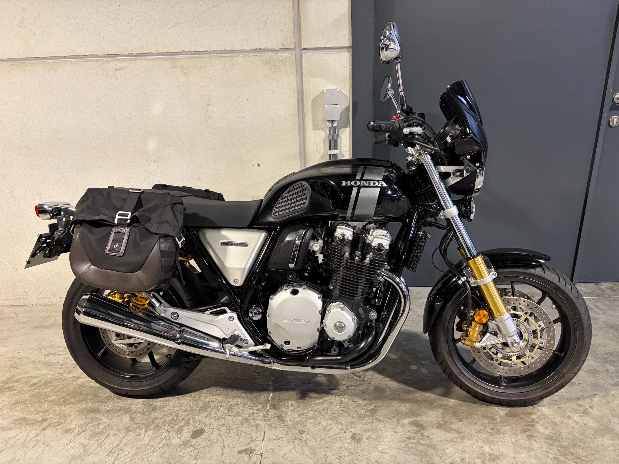Honda CB1000 RS machtig mooie dikke naked bike in retro stij, Motos, Entreprise, Occasion, Plus de 35 kW, 1100 cm³