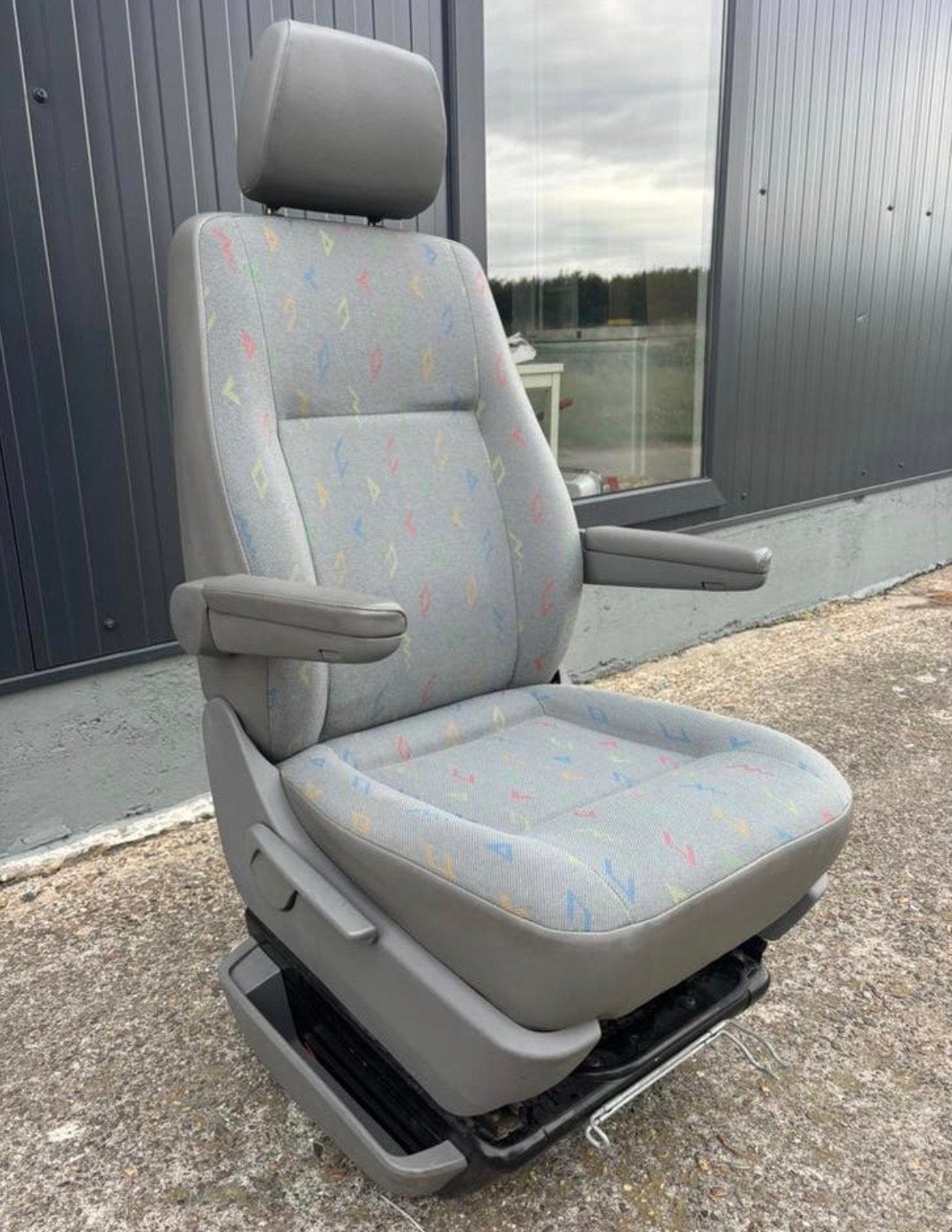 Stoel rechts comfort Volkswagen Transporter T5 inka, Autos : Pièces & Accessoires, Habitacle & Garnissage, Volkswagen, Enlèvement ou Envoi