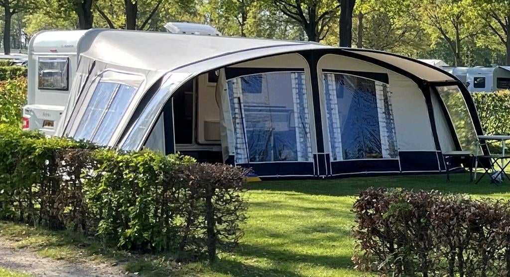 Unico Milaan voortent met Petluifel, Dakluifel en Kuipzeil, Ophalen, Gebruikt, Ten Cate All Season 240g/m2, Unico Ventura