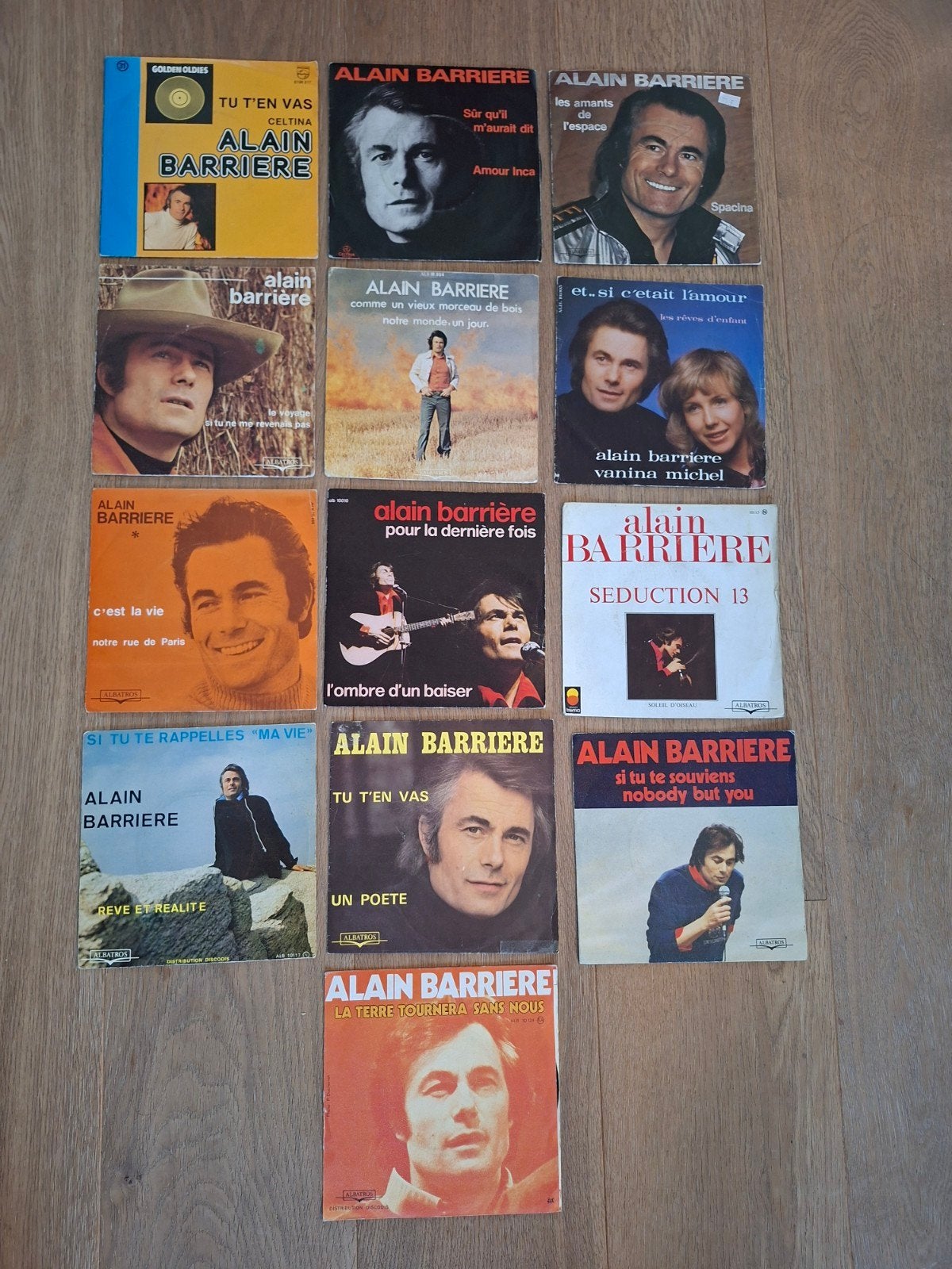 Vinyl - Lot van 13 singles Alain Barriere. Verzorgd., Gebruikt, Overige genres, 7 inch, Ophalen of Verzenden