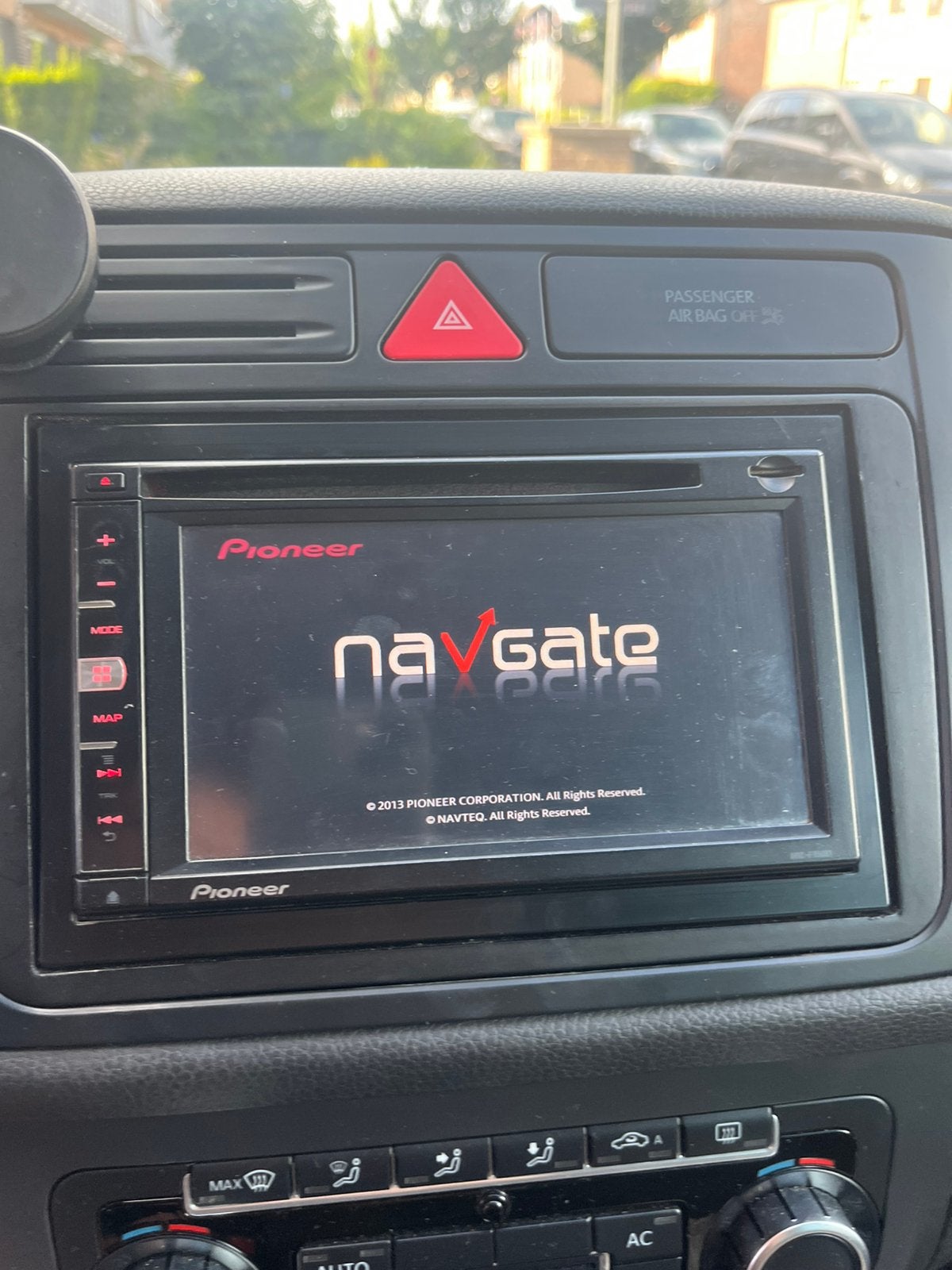Pioneer autoradio, Enlèvement, Utilisé