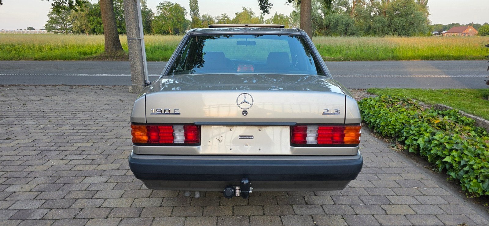 Mercedes 190E 2.3 Automaat Oldtimer met veel opties, foto 6