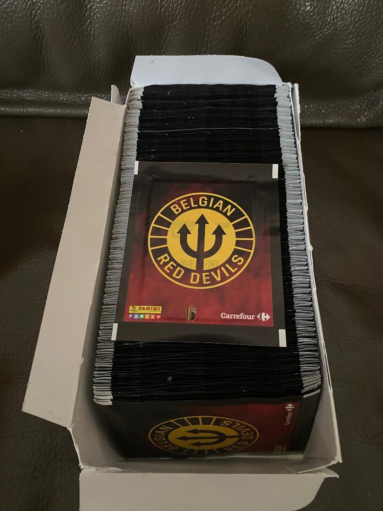 Autocollants Panini Diables Rouges 2022 Carrefour (lot 1000), Enlèvement ou Envoi, Neuf, Sport