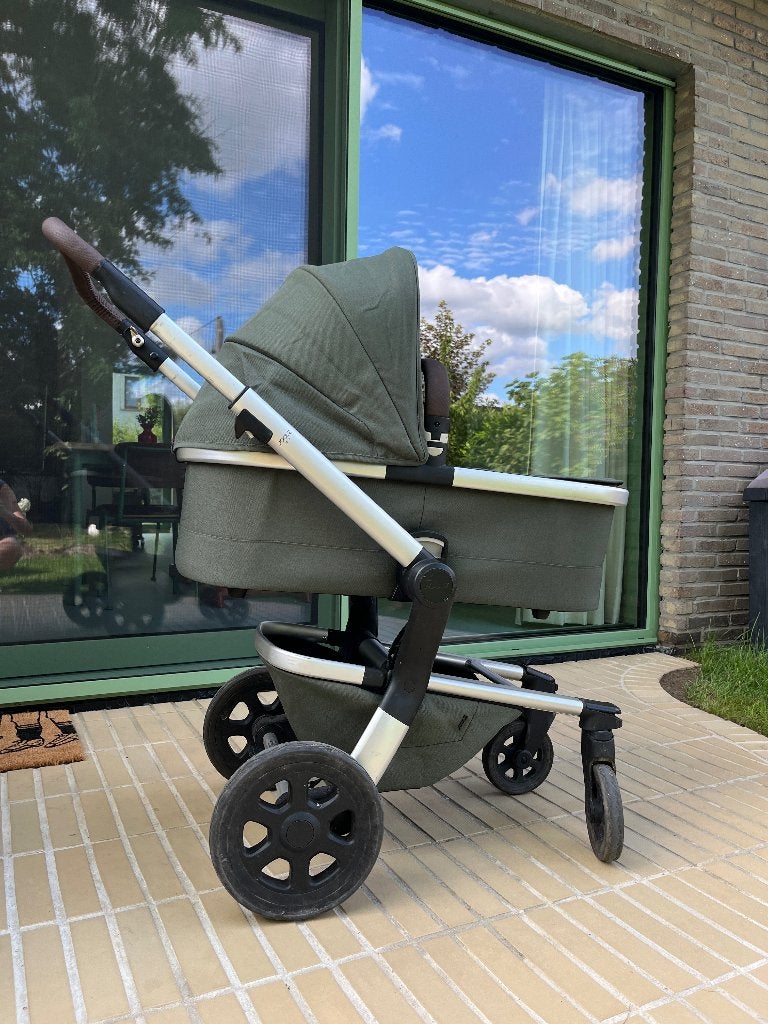 Joolz hub buggy en wieg inclusief ALLE accessoires, Kinderen en Baby's, Buggy's, Ophalen, Zo goed als nieuw, Overige merken, Verstelbare rugleuning