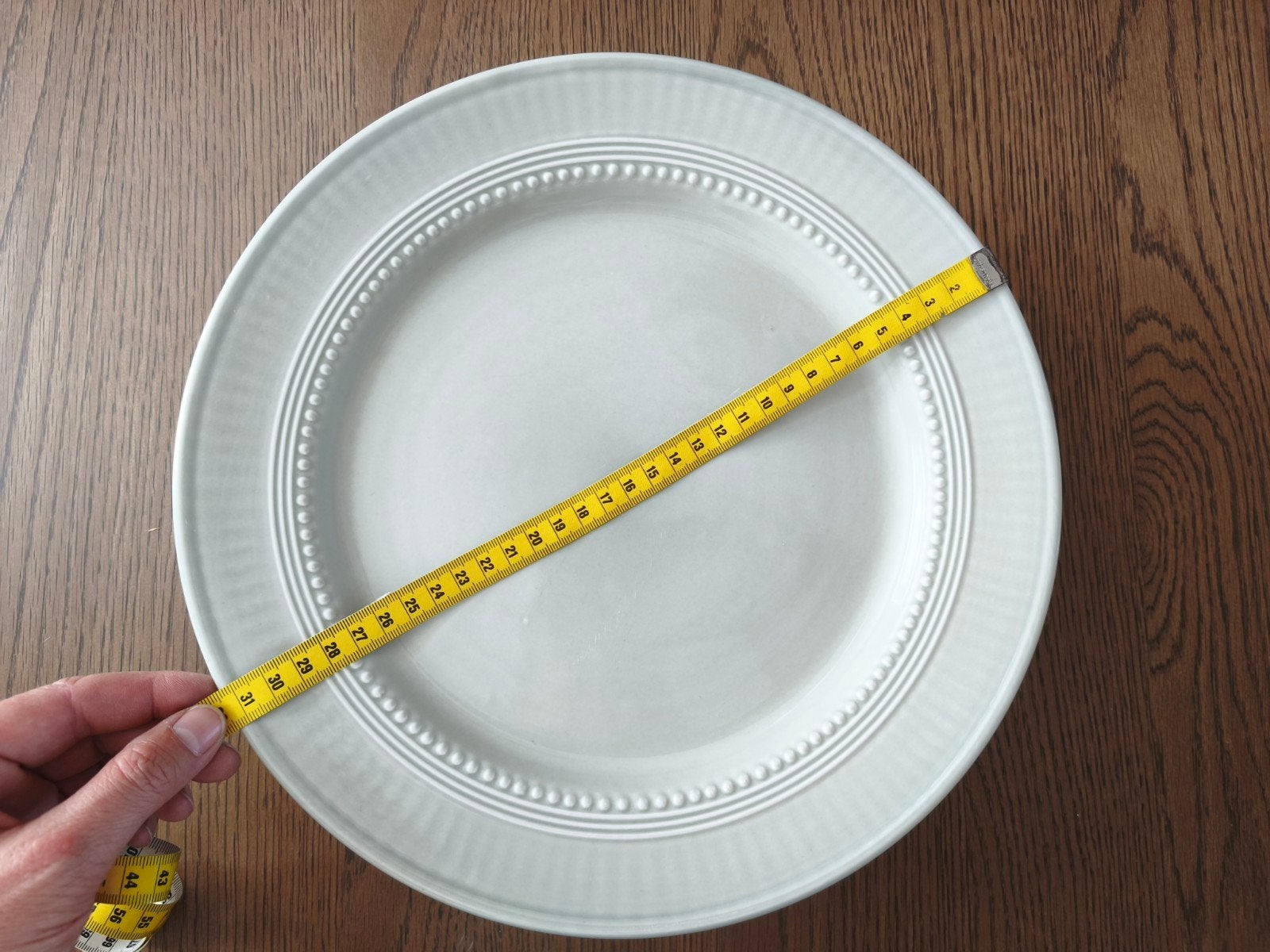 8 assiettes, Enlèvement