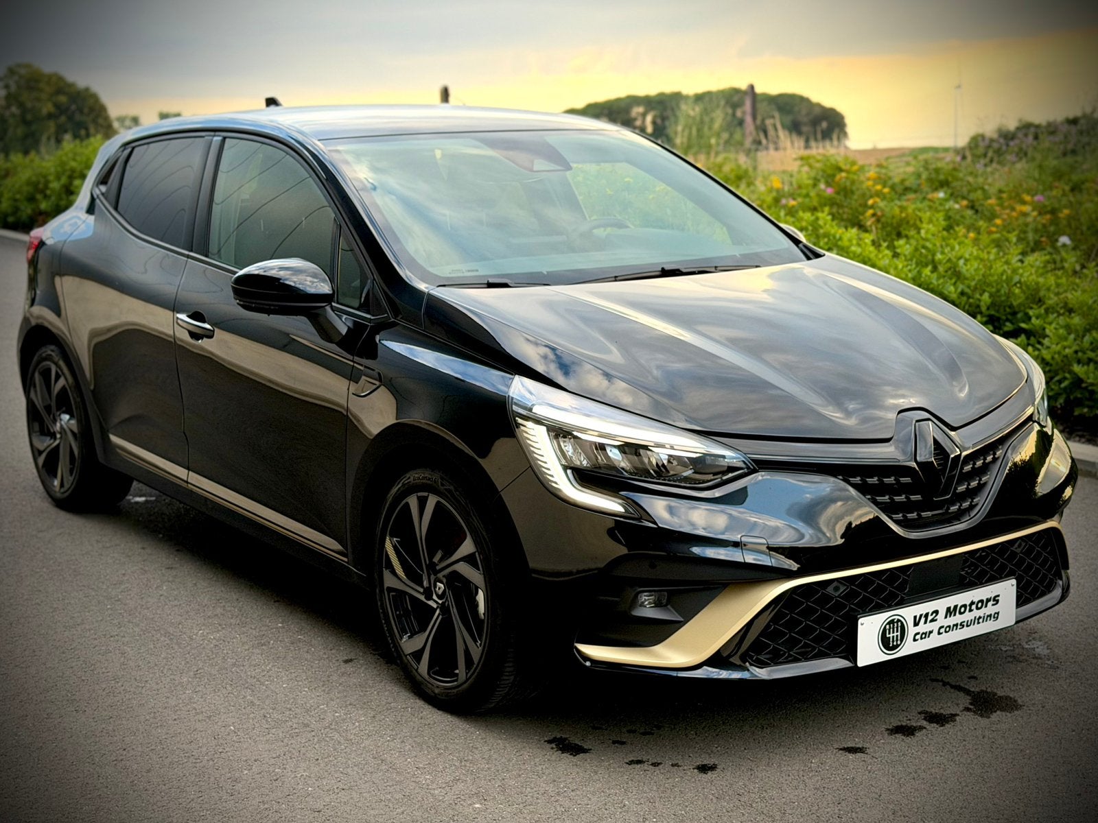 Renault Clio E-Tech Engineered Full Hybrid 145 ch, Phares entièrement LED, Achat, Euro 6, Entreprise