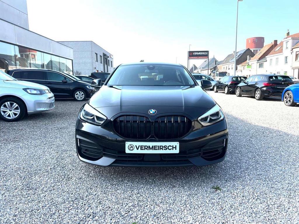 BMW 116 116iA *AUTOMAAT*APPLE CARPLAY*ZETELVERWARMING*BTW*, 0 kg, Achat, 0 kg, Noir