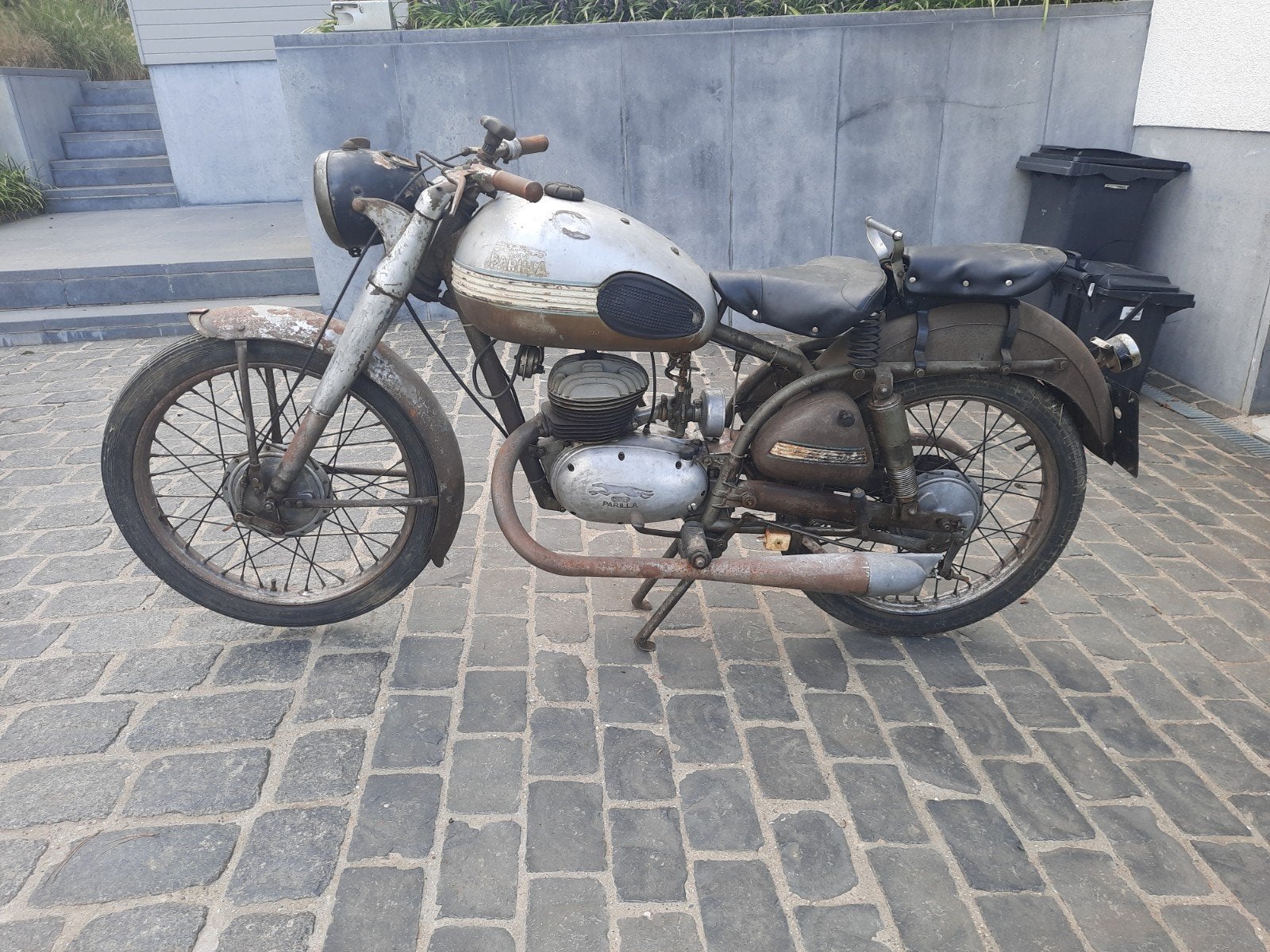Moto Parilla 150, Ophalen of Verzenden