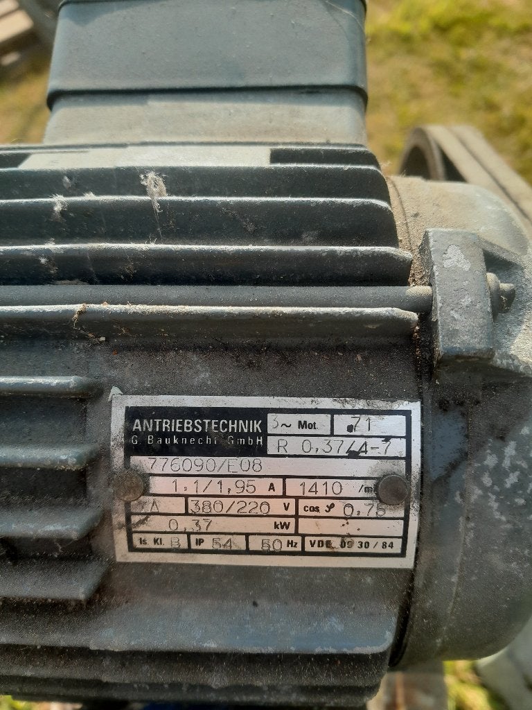 Pomp met druktank, Ophalen, Gebruikt