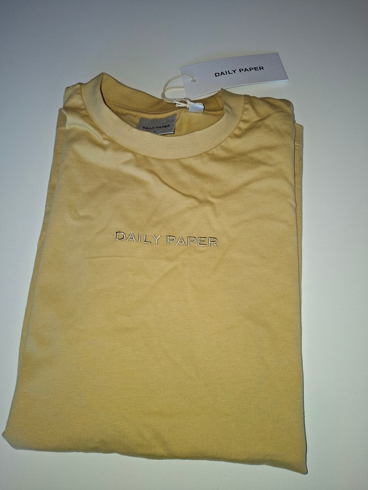 Daily Paper t-shirt, Kleding | Heren, Geel, Nieuw, Ophalen of Verzenden, Daily Paper